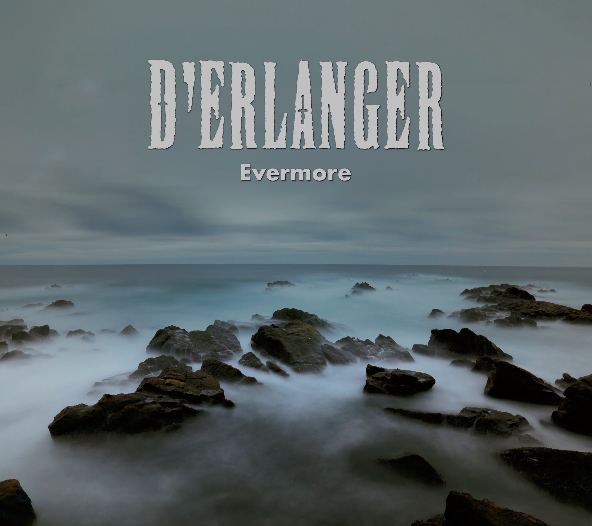 Evermore【CD+DVDデラックス・エディション(三方背BOX仕様)】