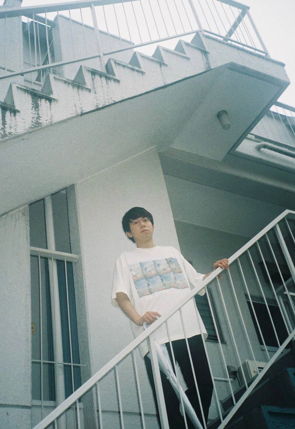 《ストア限定》1999【CD作品盤＋初回限定Tシャツ+特製フォトブック】